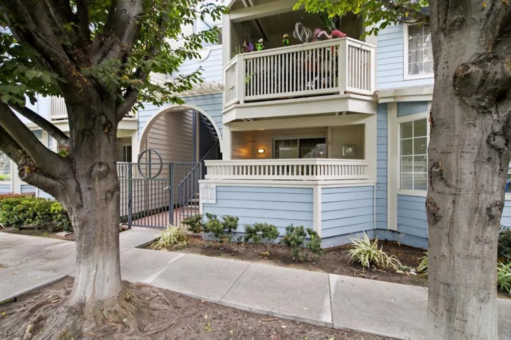 613 Arcadia Terrace #102 Sunnyvale, CA 94085