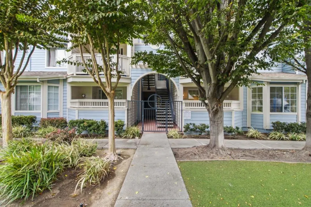 613 Arcadia Terrace #102 Sunnyvale, CA 94085
