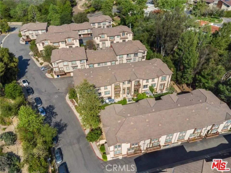 732 Tennis Club Lane Thousand Oaks, CA 91360