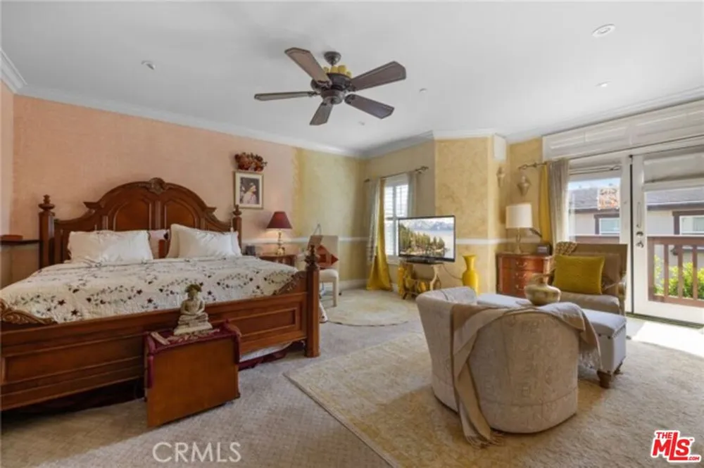 732 Tennis Club Lane Thousand Oaks, CA 91360
