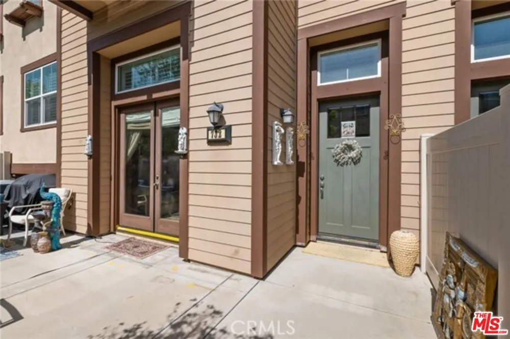 732 Tennis Club Lane Thousand Oaks, CA 91360