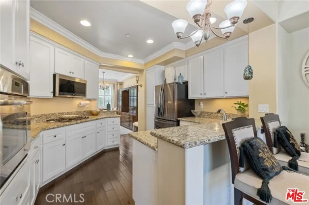 732 Tennis Club Lane Thousand Oaks, CA 91360