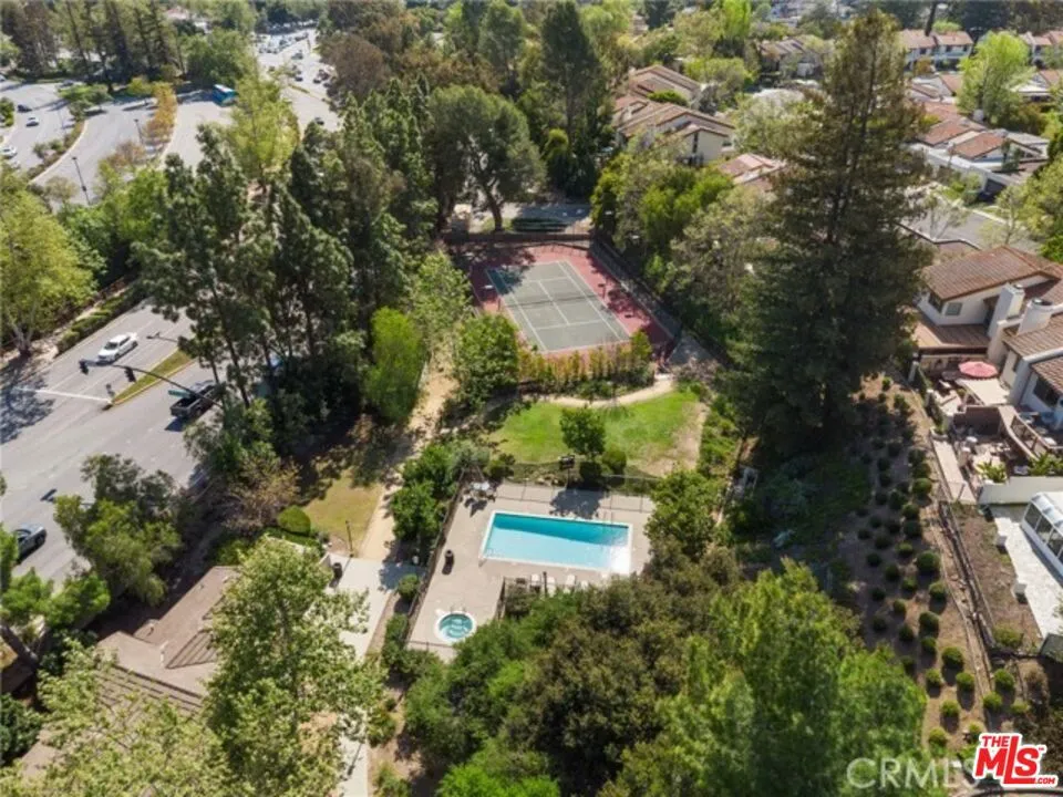 732 Tennis Club Lane Thousand Oaks, CA 91360