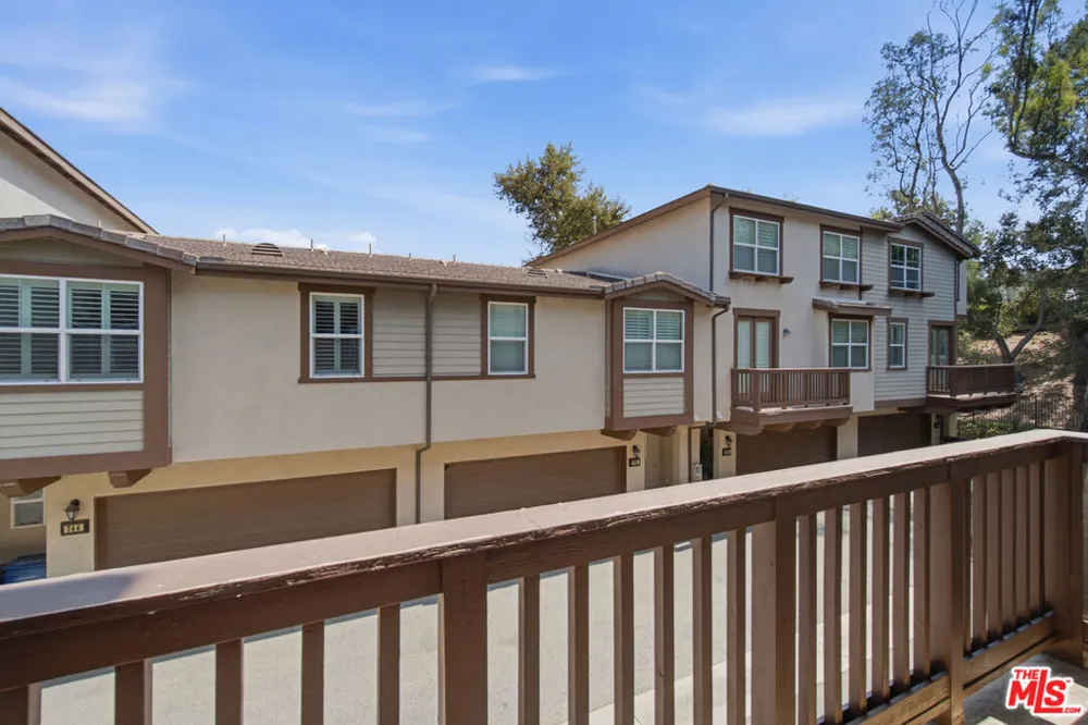 732 Tennis Club Lane Thousand Oaks, CA 91360