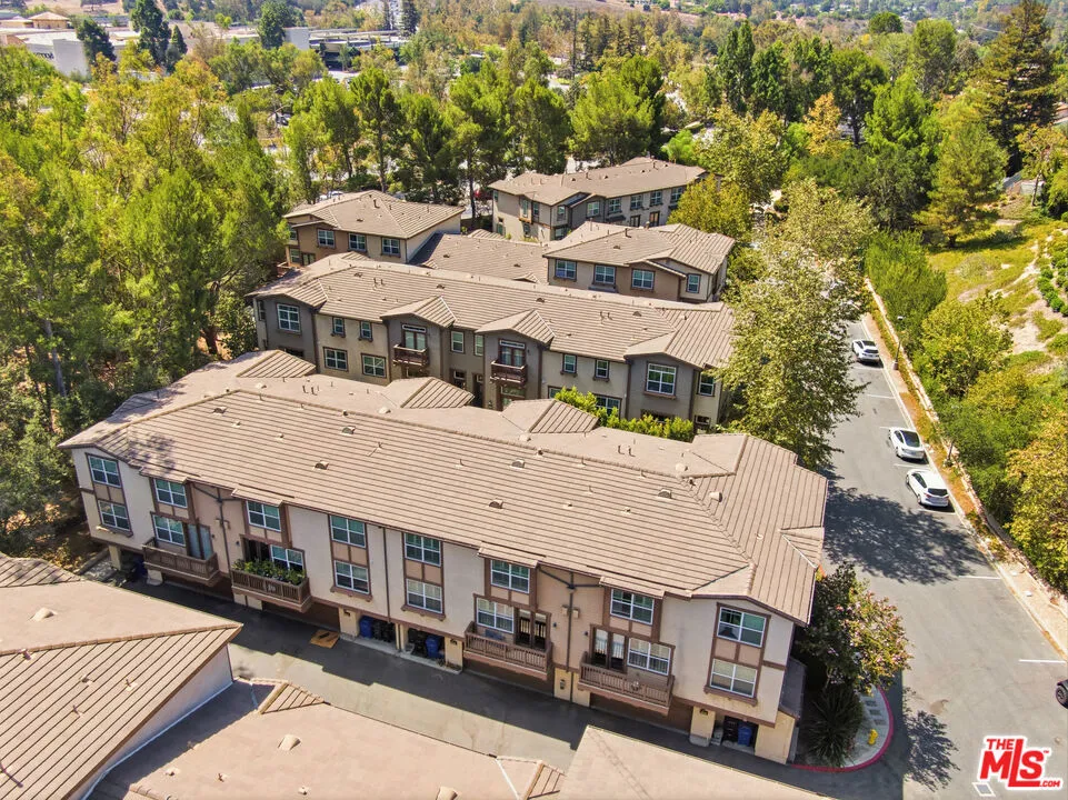 732 Tennis Club Lane Thousand Oaks, CA 91360