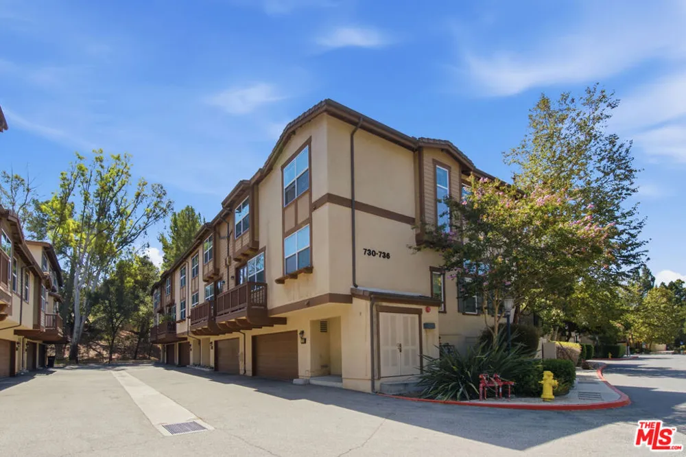 732 Tennis Club Lane Thousand Oaks, CA 91360
