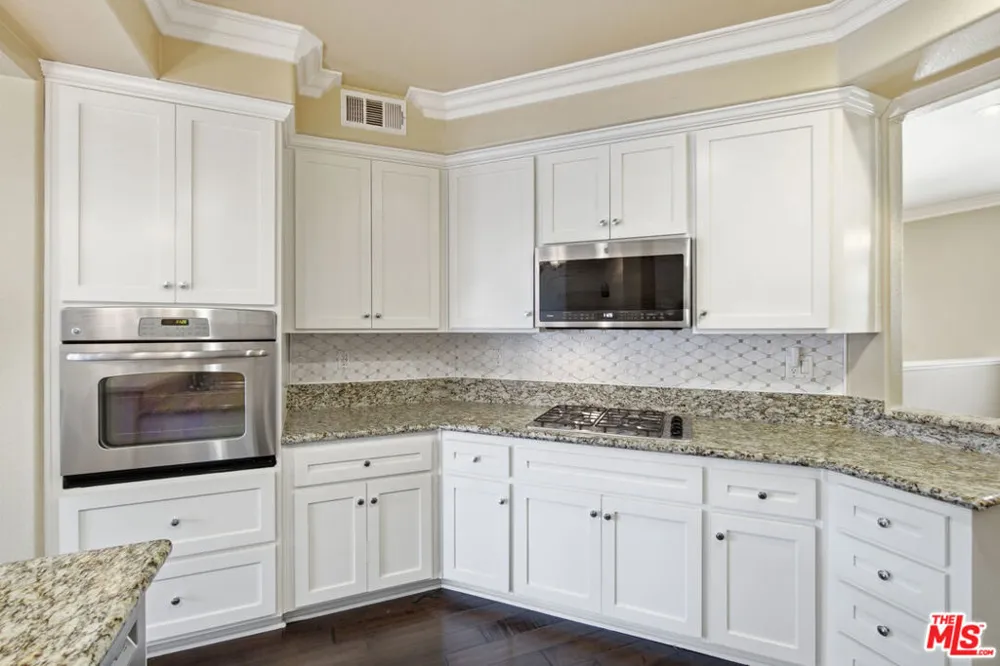732 Tennis Club Lane Thousand Oaks, CA 91360