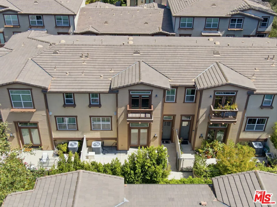 732 Tennis Club Lane Thousand Oaks, CA 91360