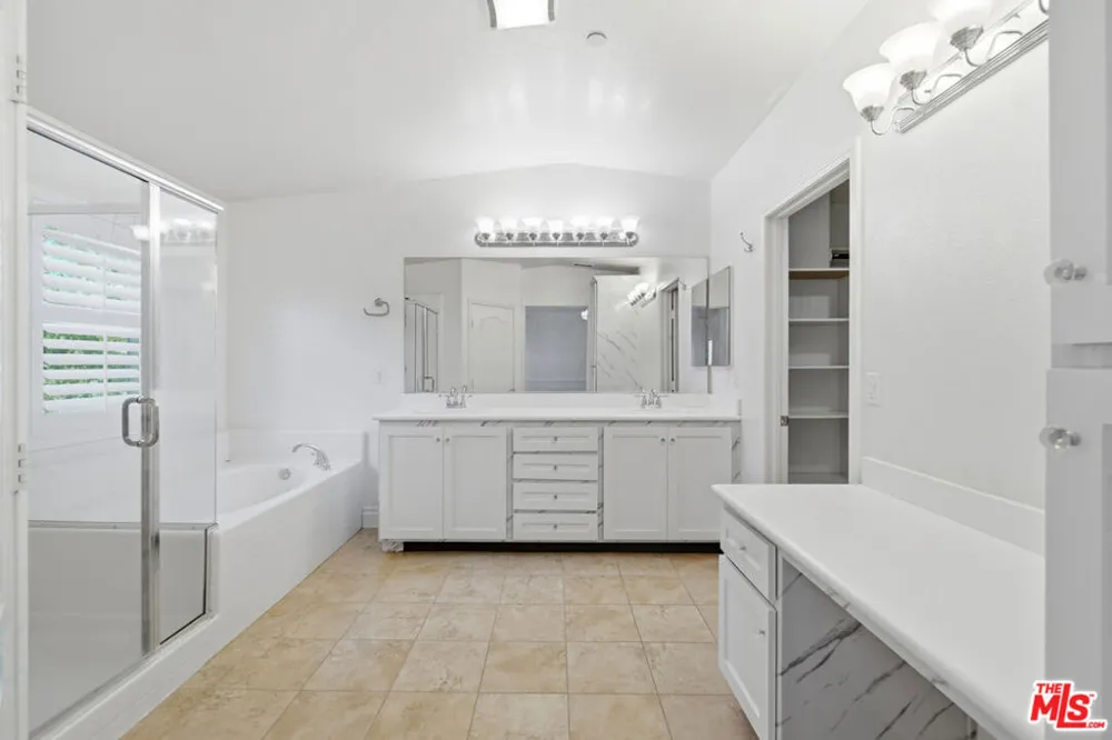 732 Tennis Club Lane Thousand Oaks, CA 91360