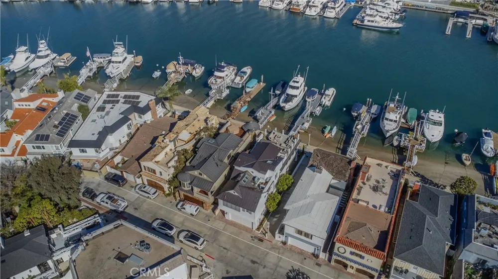 317 E Bay Front Newport Beach, CA 92662
