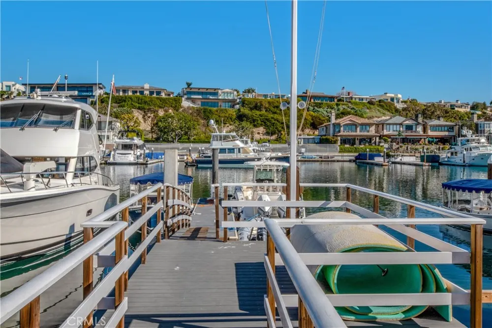 317 E Bay Front Newport Beach, CA 92662