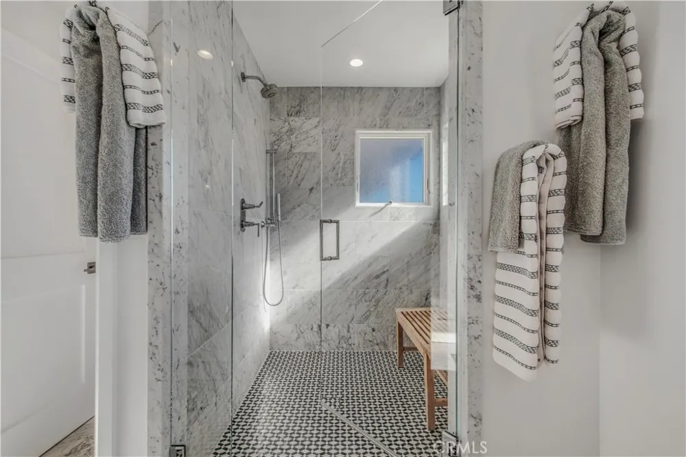 317 E Bay Front Newport Beach, CA 92662