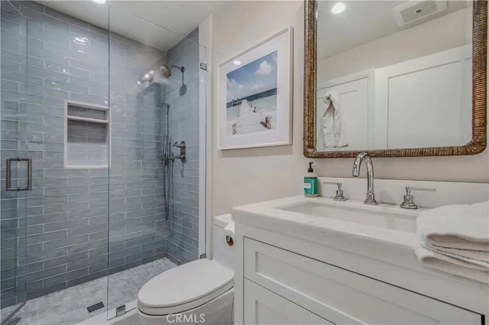 317 E Bay Front Newport Beach, CA 92662