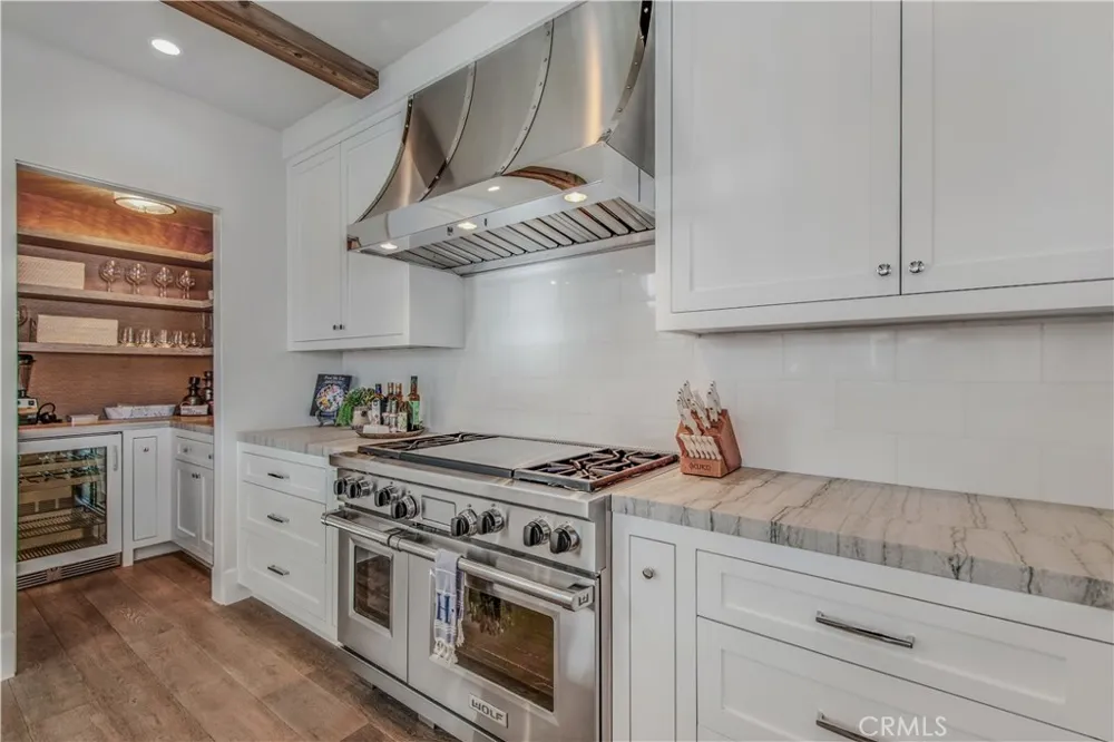 317 E Bay Front Newport Beach, CA 92662