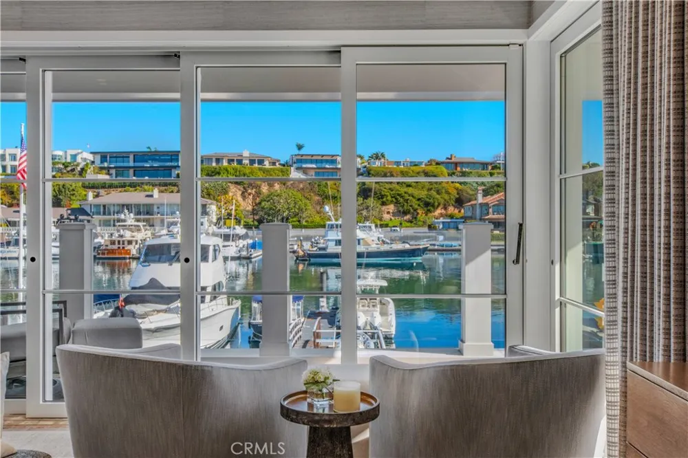 317 E Bay Front Newport Beach, CA 92662