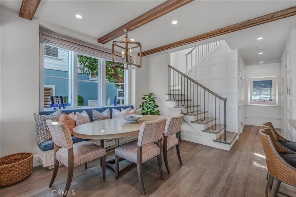 317 E Bay Front Newport Beach, CA 92662