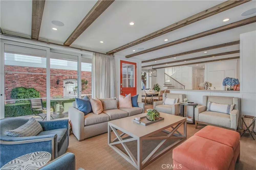 317 E Bay Front Newport Beach, CA 92662