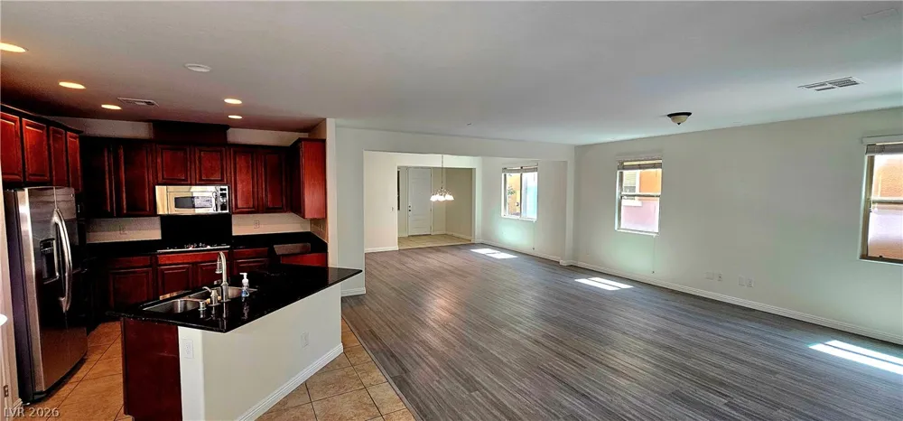 5373 Hollymead Drive Las Vegas, NV 89135