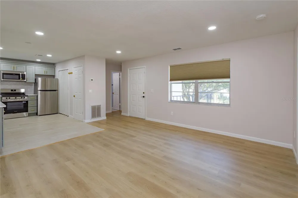 122 WINDTREE LANE #O Winter Garden, FL 34787