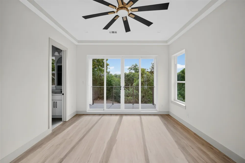 341 Bonnie View Road Dallas, TX 75203