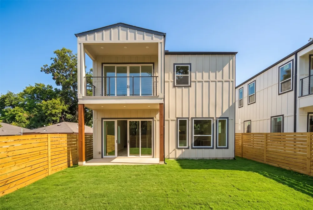 341 Bonnie View Road Dallas, TX 75203