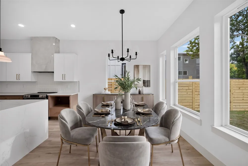 341 Bonnie View Road Dallas, TX 75203