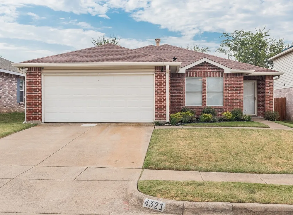 4321 Meadowknoll Drive Fort Worth, TX 76123