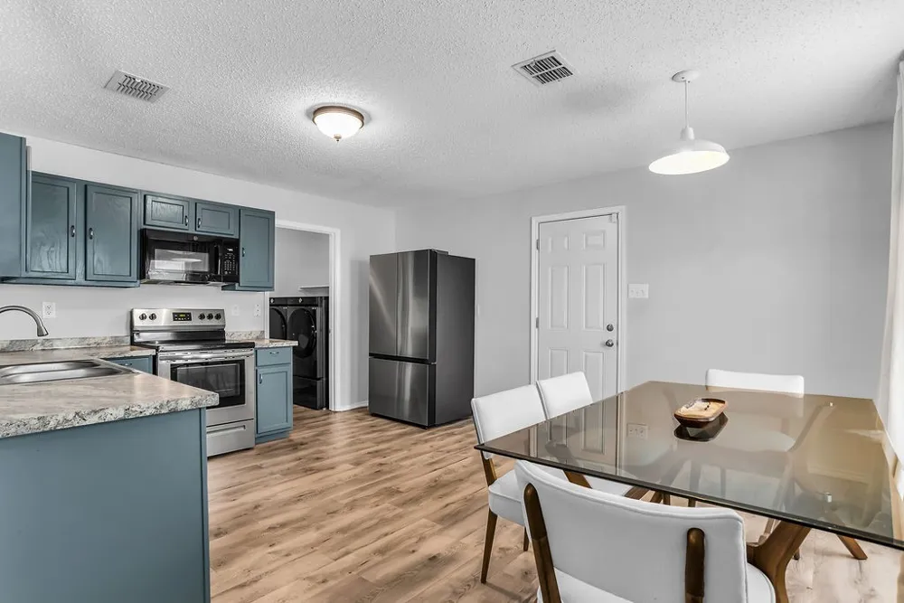 4321 Meadowknoll Drive Fort Worth, TX 76123