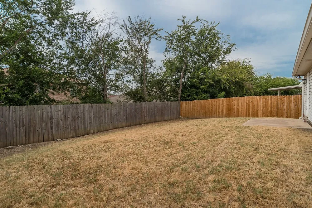 4321 Meadowknoll Drive Fort Worth, TX 76123