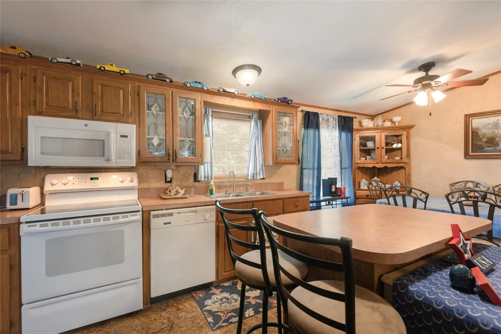 11487 County Road 440 Princeton, TX 75407
