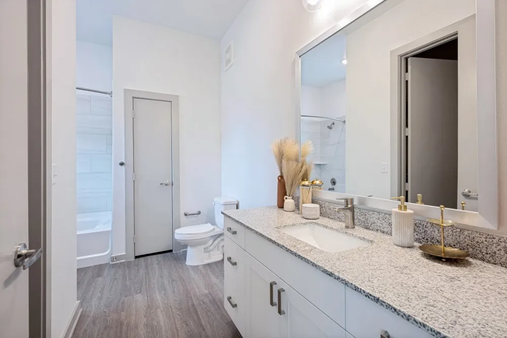 5885 Calmont Avenue #6101 Fort Worth, TX 76107