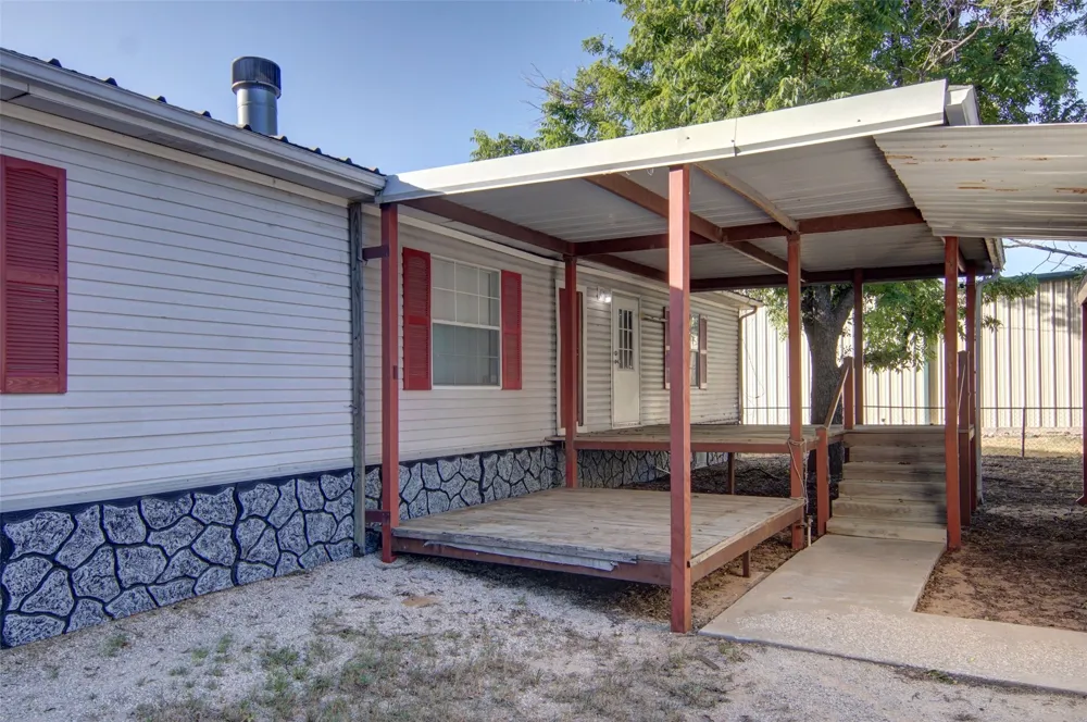 339 Fm 2353 Graford, TX 76449