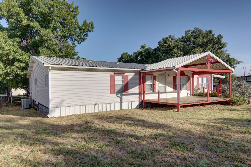 339 Fm 2353 Graford, TX 76449