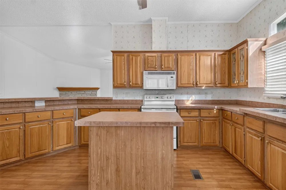 339 Fm 2353 Graford, TX 76449