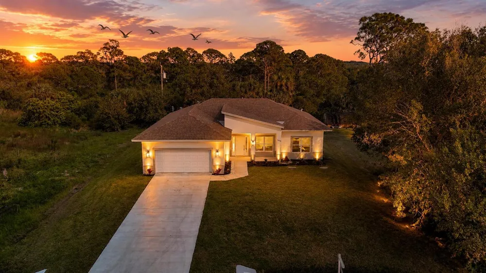 5310 Sunset Boulevard Fort Pierce, FL 34982