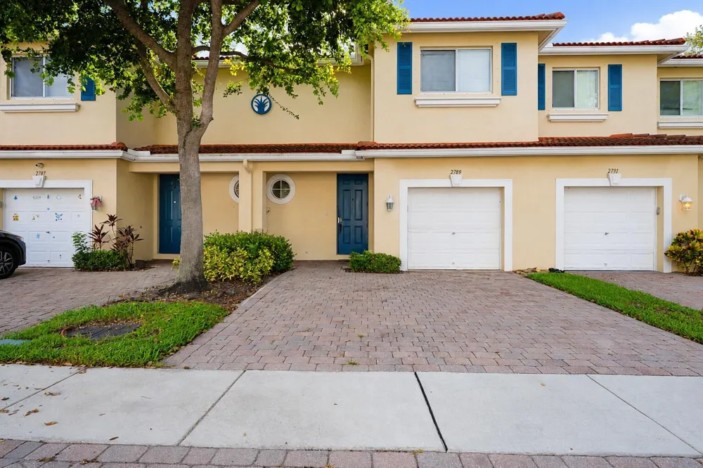 2789 S Evergreen Circle Boynton Beach, FL 33426