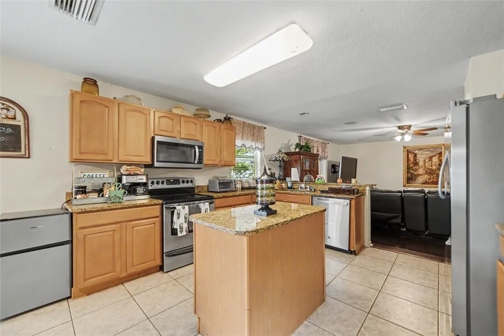 15110 HERONGLEN DRIVE Lithia, FL 33547