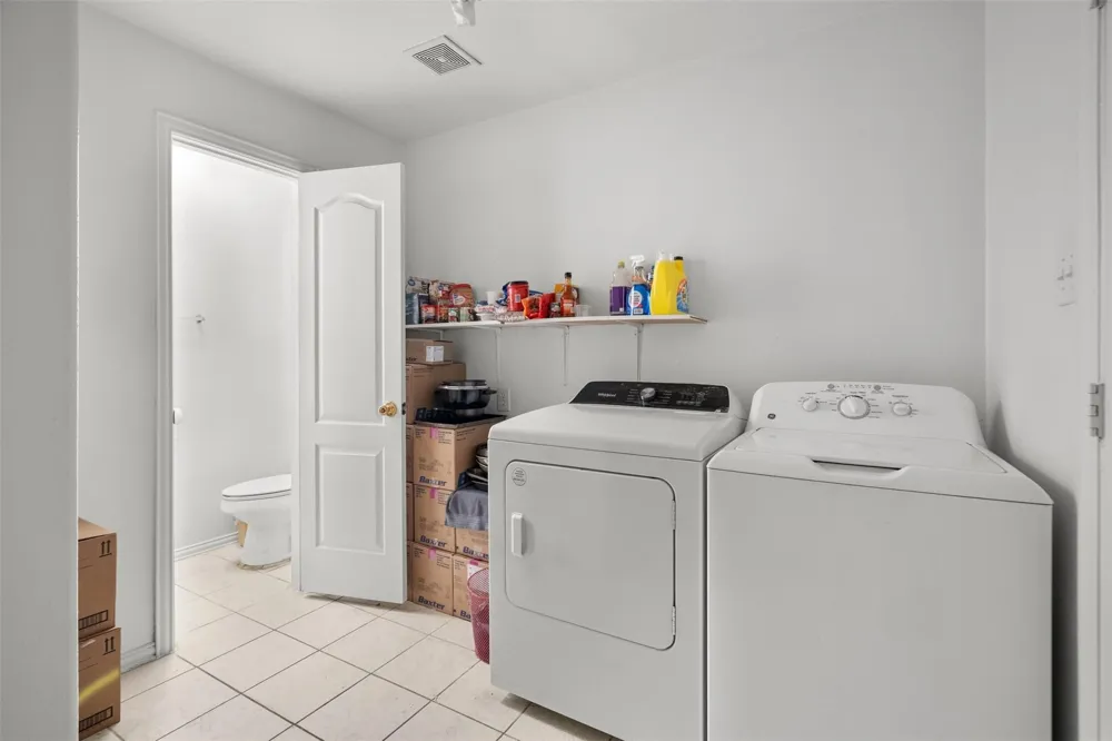 1724 Willow Hollow Drive Garland, TX 75040