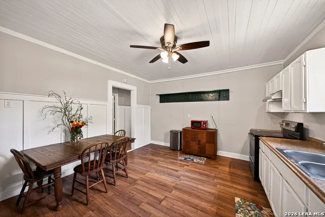 320 SECOND ST Comfort, TX 78013