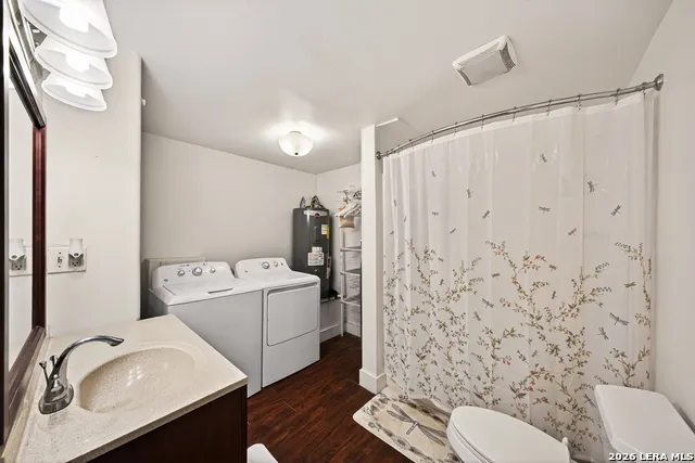 320 SECOND ST Comfort, TX 78013