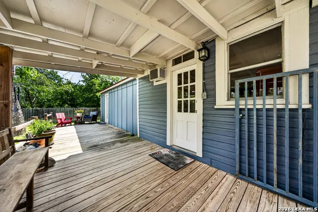 320 SECOND ST Comfort, TX 78013