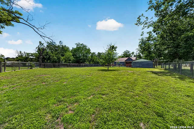 320 SECOND ST Comfort, TX 78013