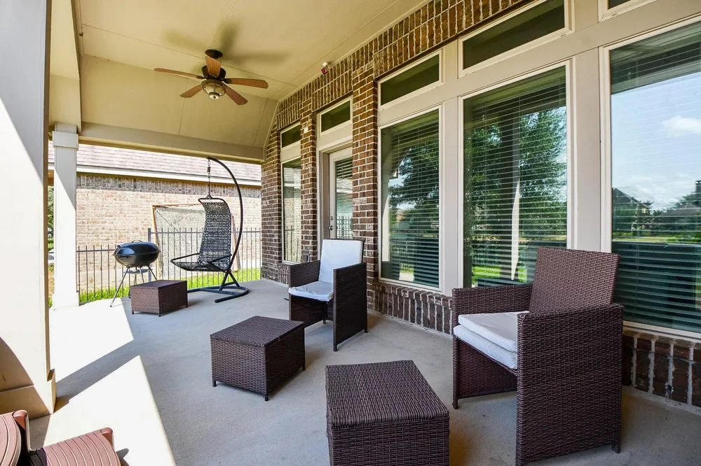 26223 Serenity Oaks Drive Richmond, TX 77406