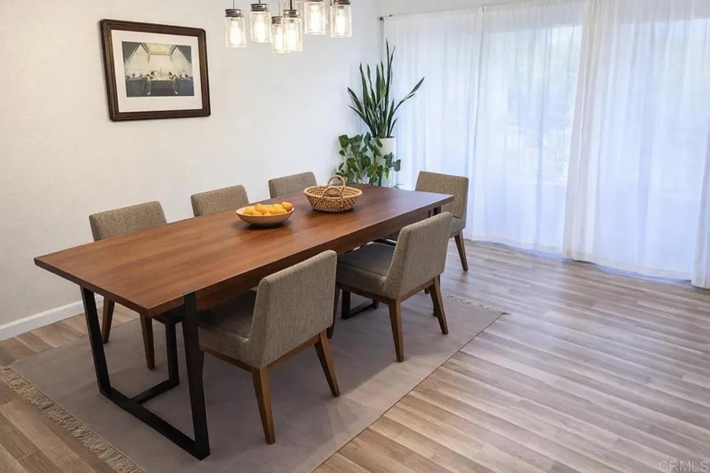 2537 Navarra Drive #B11 Carlsbad, CA 92009