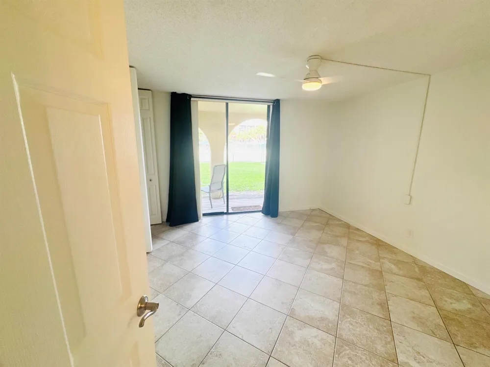 2820 TENNIS CLUB DRIVE #206 West Palm Beach, FL 33417