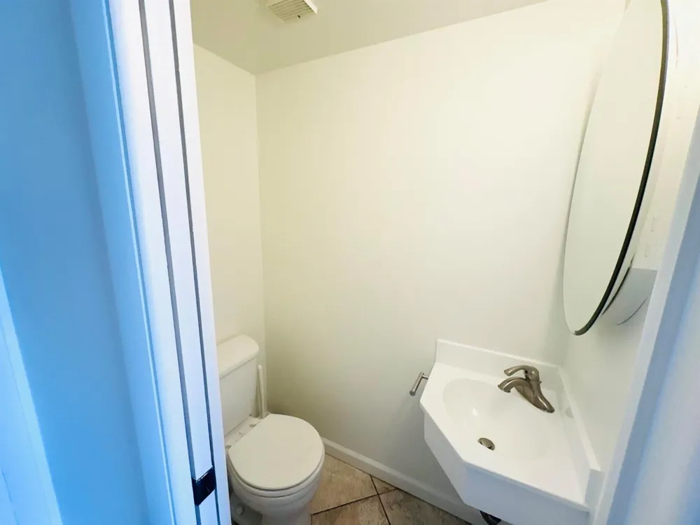 2820 TENNIS CLUB DRIVE #206 West Palm Beach, FL 33417