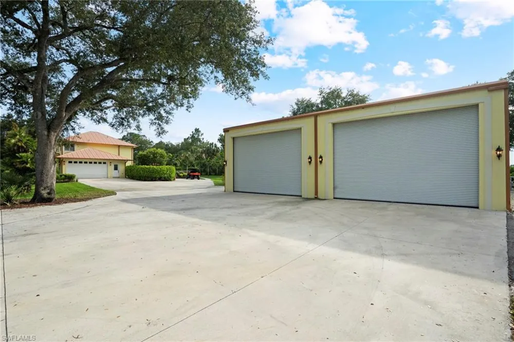 21531 N RIVER ROAD Alva, FL 33920