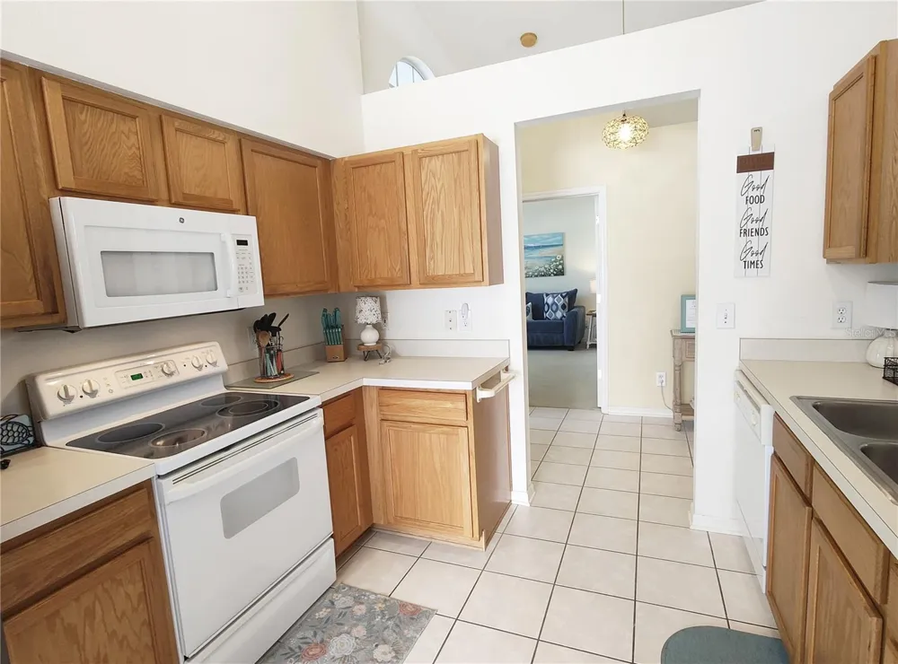 4614 TURTLE BAY TERRACE Bradenton, FL 34203