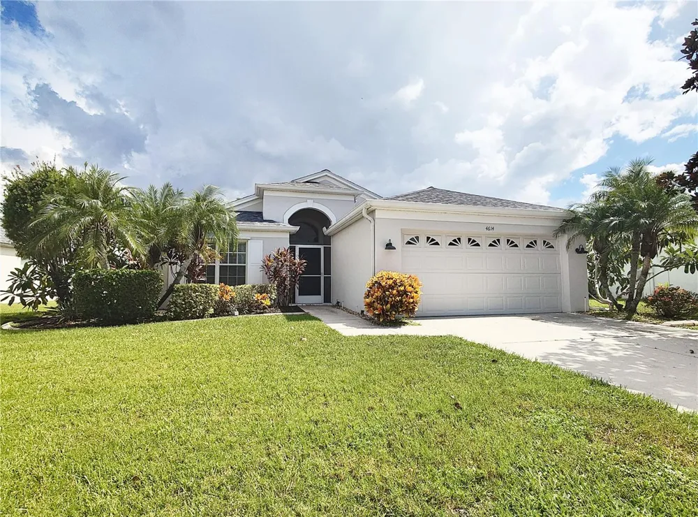 4614 TURTLE BAY TERRACE Bradenton, FL 34203