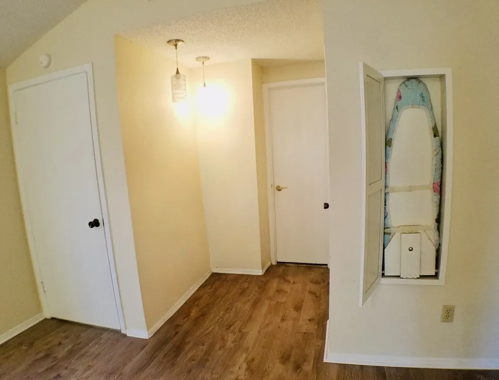 4908 Barkbridge Trail Austin, TX 78744